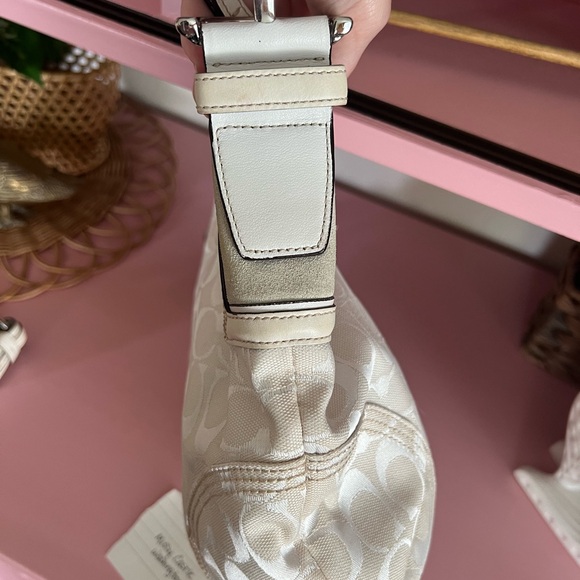 Coach white fabric shoulder bag - Picture 5 of 10